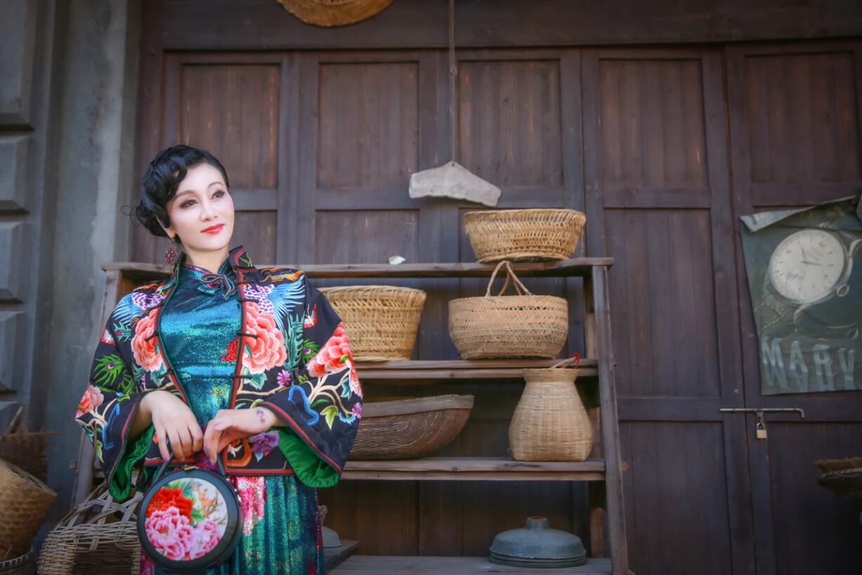 “启润影视杯”旗袍文化艺术摄影大赛奖项揭晓！