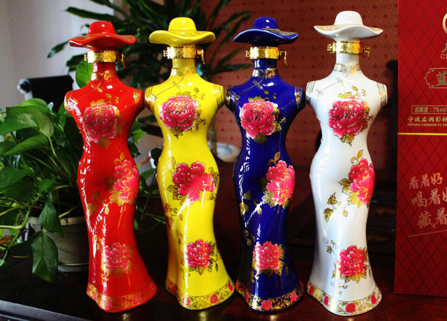 启润影视旗袍美人酒正在火热预定中