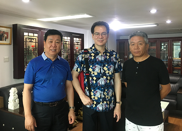 中影总裁班同学胡腾 张应军参观考察启润影视