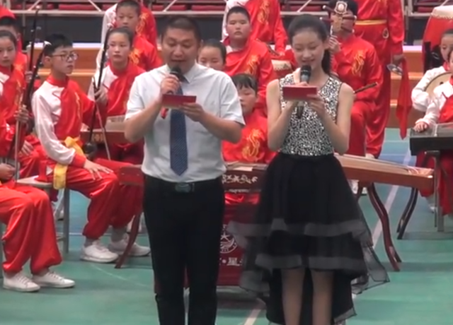 浙江启润影视与央视和江苏新空间文化传媒集团共同联手走进外国语学校