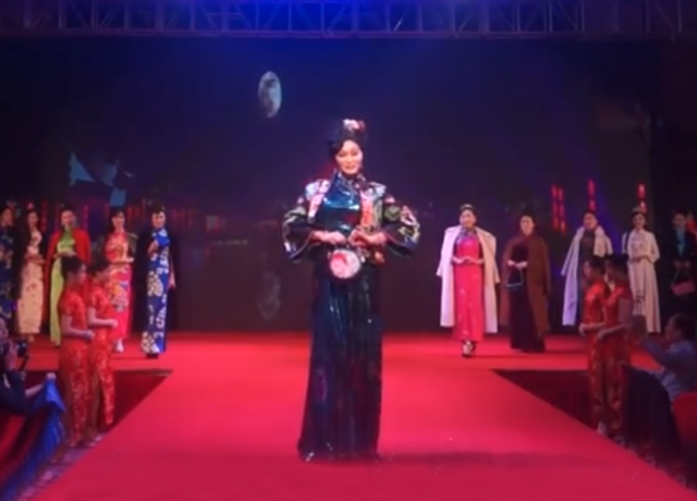 《穿旗袍的女人》背后的故事之一